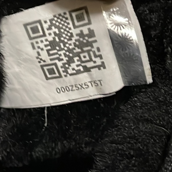 UGG Classic Mini Black Boots - Picture 6 of 9